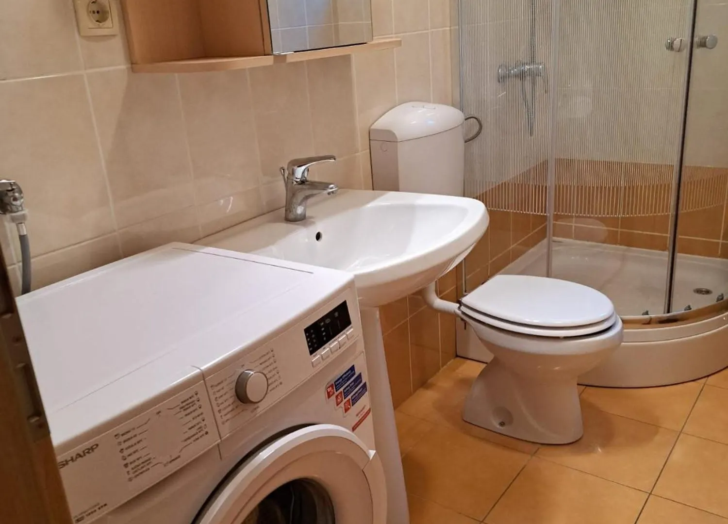 Apartments Coral Klimno 0*,