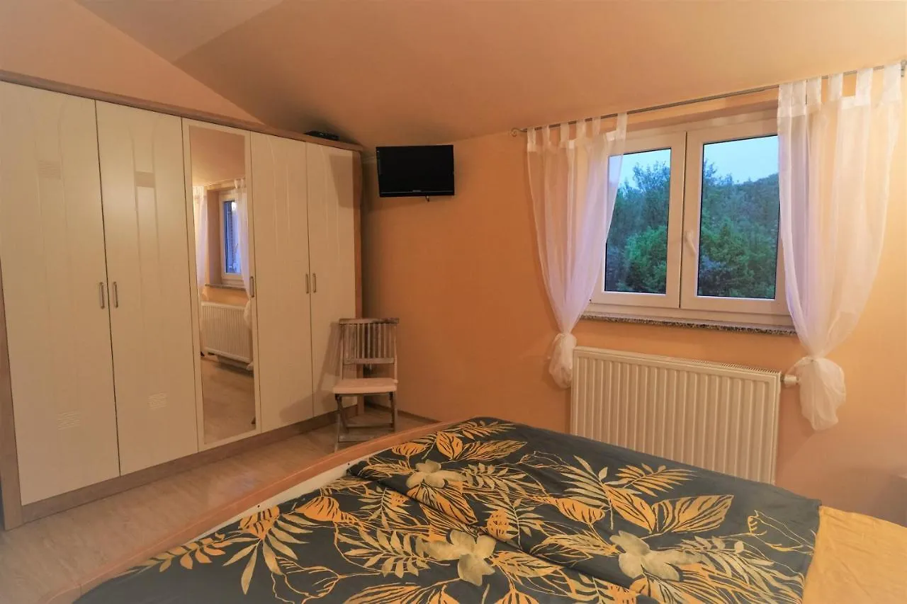 Apartments Coral Klimno